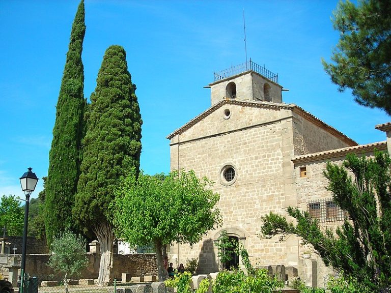 Monestir_de_Santa_Maria_de_Lluçà,_Lluçanès